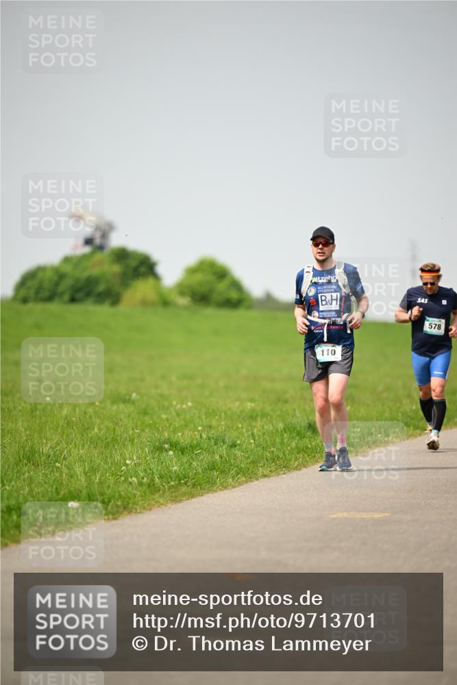 10.05.2026 - 8. Wedeler Halbmarathon Dr. Thomas Lammeyer http://msf.ph/oto/9713701 10.05.2026 12:15:46 Laufen 110, 578 meine-sportfotos.de