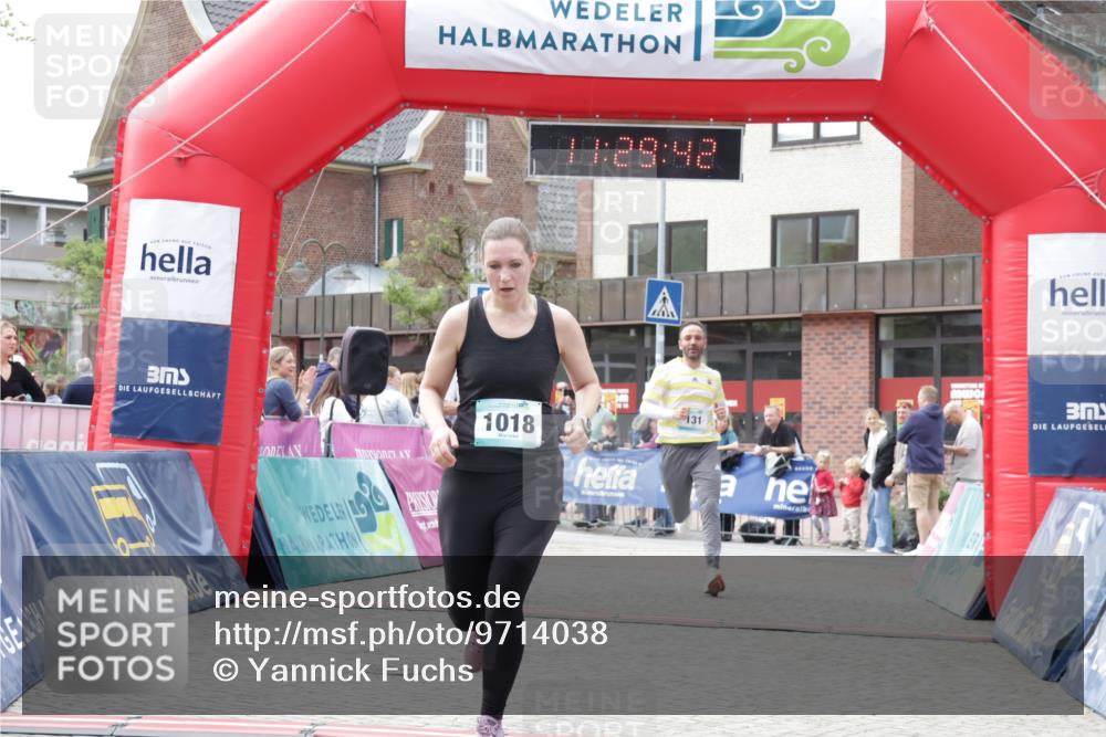 10.05.2026 - 8. Wedeler Halbmarathon Yannick Fuchs http://msf.ph/oto/9714038 10.05.2026 11:29:41 Ziel 131, 168, 711, 1018, 2090, 2135, 2192 meine-sportfotos.de