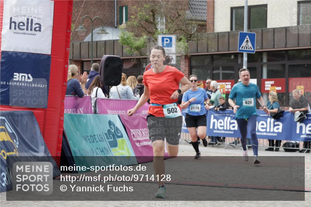 10.05.2026 - 8. Wedeler Halbmarathon Yannick Fuchs http://msf.ph/oto/9714128 10.05.2026 11:29:50 Ziel 502, 620, 2178, 2215 meine-sportfotos.de