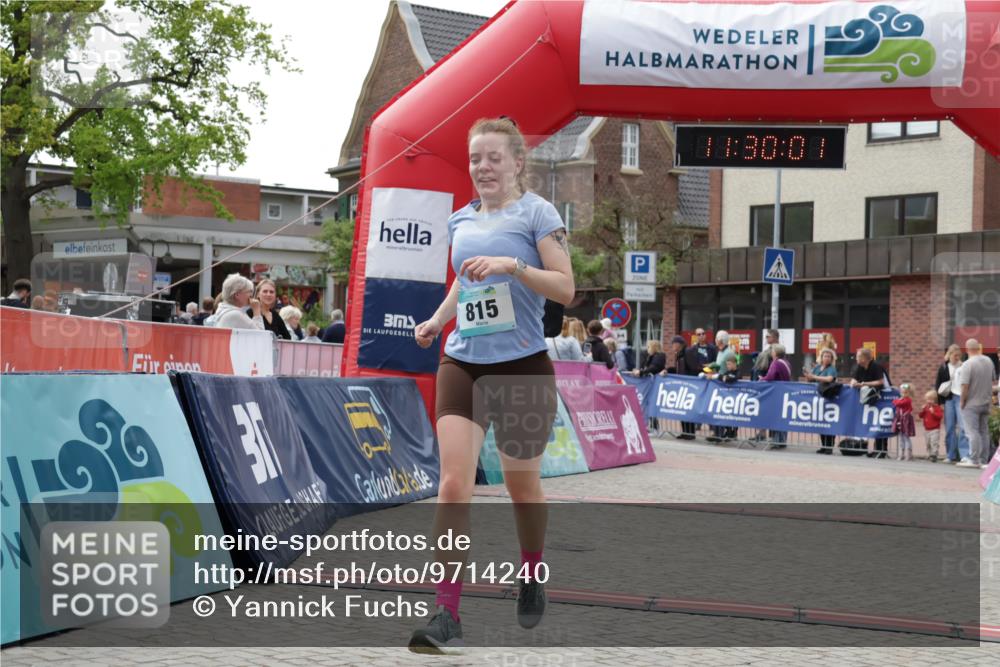 10.05.2026 - 8. Wedeler Halbmarathon Yannick Fuchs http://msf.ph/oto/9714240 10.05.2026 11:30:00 Ziel 536, 815, 2123, 2140, 2155 meine-sportfotos.de