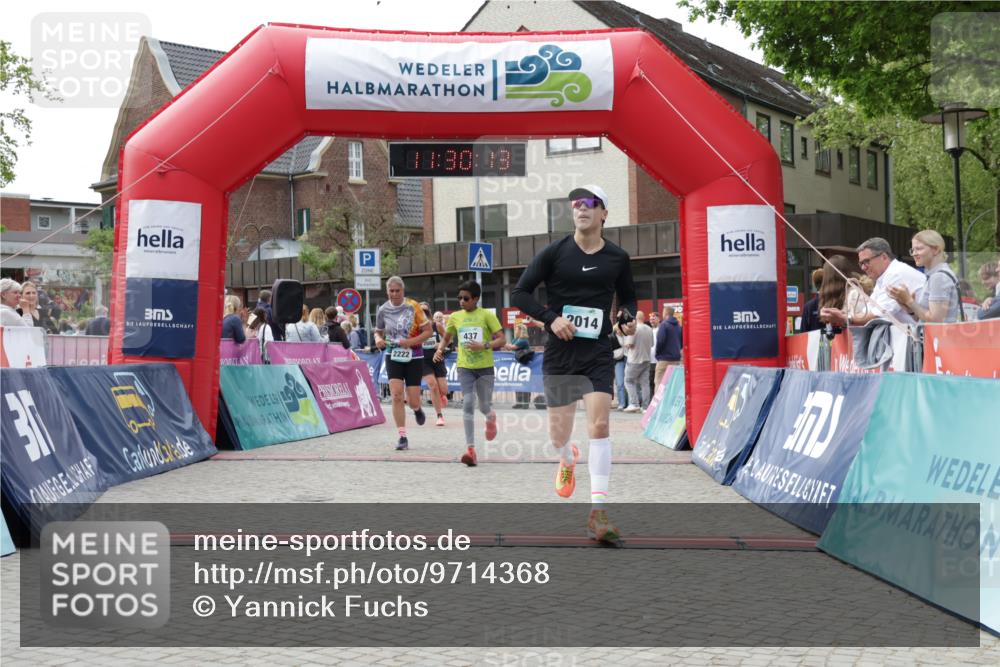 10.05.2026 - 8. Wedeler Halbmarathon Yannick Fuchs http://msf.ph/oto/9714368 10.05.2026 11:30:11 Ziel 437, 655, 2014, 2089, 2147, 2222 meine-sportfotos.de