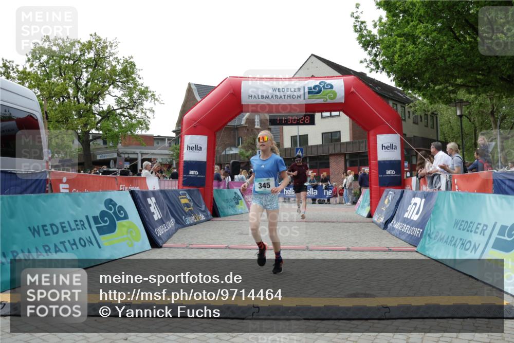 10.05.2026 - 8. Wedeler Halbmarathon Yannick Fuchs http://msf.ph/oto/9714464 10.05.2026 11:30:26 Ziel 345, 752 meine-sportfotos.de