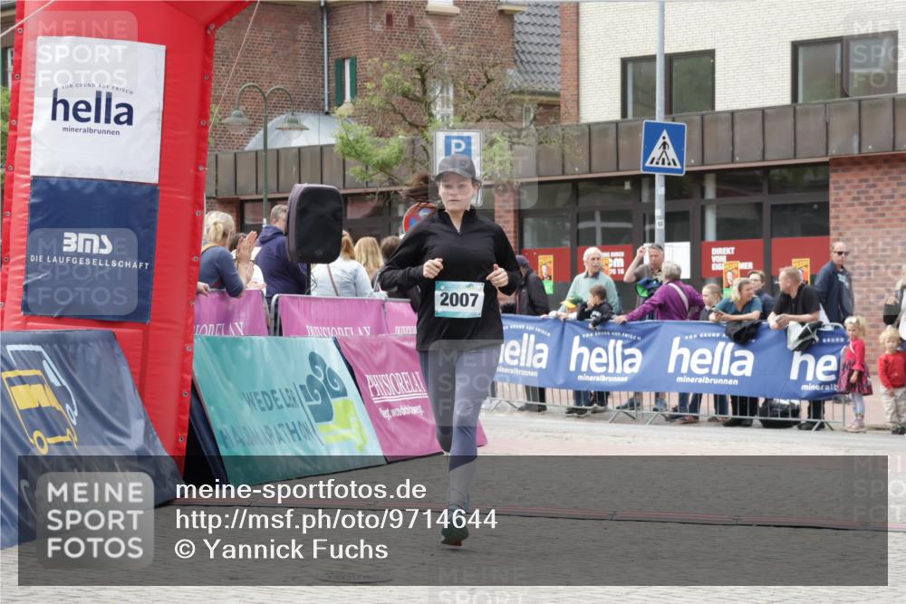 10.05.2026 - 8. Wedeler Halbmarathon Yannick Fuchs http://msf.ph/oto/9714644 10.05.2026 11:30:46 Ziel 341, 777, 2007 meine-sportfotos.de