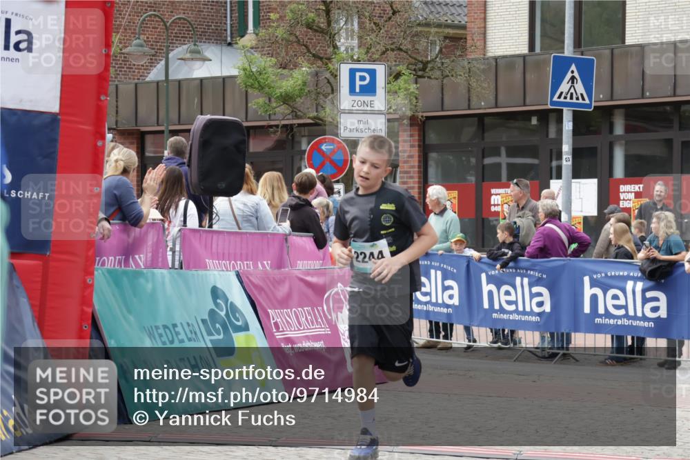 10.05.2026 - 8. Wedeler Halbmarathon Yannick Fuchs http://msf.ph/oto/9714984 10.05.2026 11:31:34 Ziel 83, 2244 meine-sportfotos.de