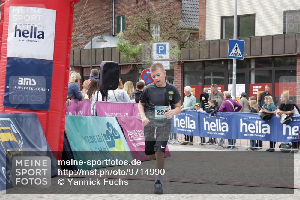 10.05.2026 - 8. Wedeler Halbmarathon Yannick Fuchs http://msf.ph/oto/9714990 10.05.2026 11:31:34 Ziel 83, 2244 meine-sportfotos.de