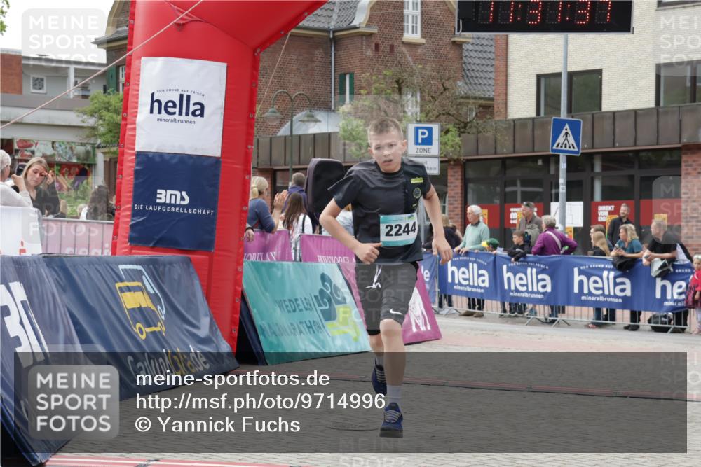 10.05.2026 - 8. Wedeler Halbmarathon Yannick Fuchs http://msf.ph/oto/9714996 10.05.2026 11:31:35 Ziel 83, 300, 2244 meine-sportfotos.de