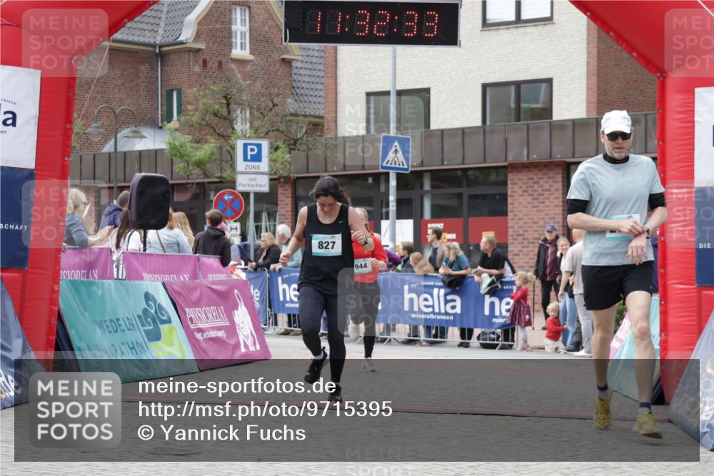 10.05.2026 - 8. Wedeler Halbmarathon Yannick Fuchs http://msf.ph/oto/9715395 10.05.2026 11:32:31 Ziel 827, 865, 944, 2156 meine-sportfotos.de