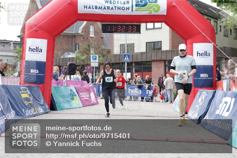 10.05.2026 - 8. Wedeler Halbmarathon Yannick Fuchs http://msf.ph/oto/9715401 10.05.2026 11:32:31 Ziel 827, 865, 944, 2156 meine-sportfotos.de