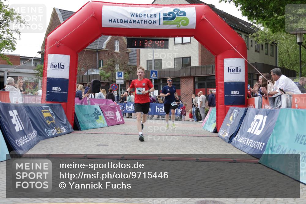 10.05.2026 - 8. Wedeler Halbmarathon Yannick Fuchs http://msf.ph/oto/9715446 10.05.2026 11:32:39 Ziel 244, 928, 2127 meine-sportfotos.de