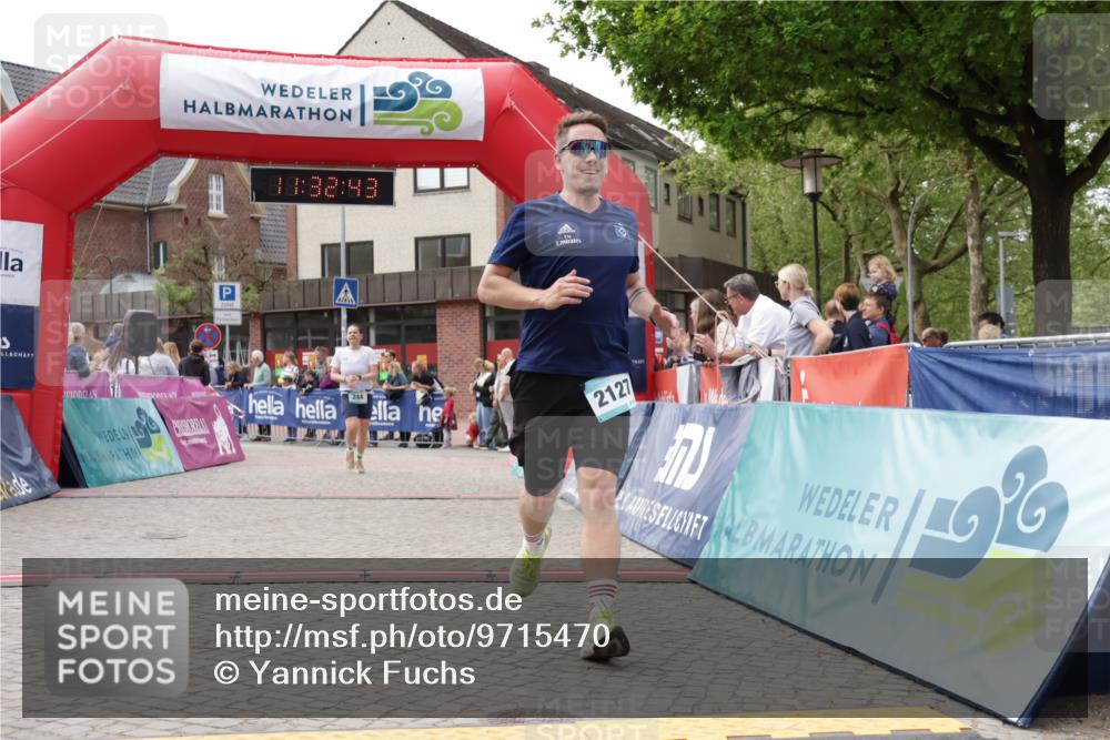10.05.2026 - 8. Wedeler Halbmarathon Yannick Fuchs http://msf.ph/oto/9715470 10.05.2026 11:32:42 Ziel 244, 928, 2127 meine-sportfotos.de