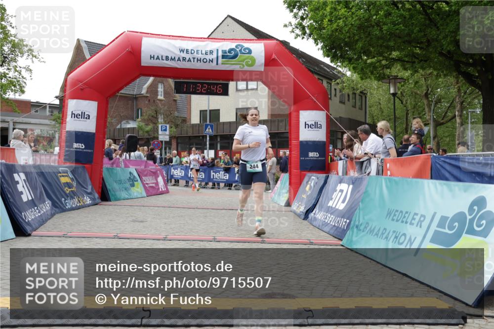 10.05.2026 - 8. Wedeler Halbmarathon Yannick Fuchs http://msf.ph/oto/9715507 10.05.2026 11:32:44 Ziel 244, 654, 656, 928, 943, 2016, 2127 meine-sportfotos.de