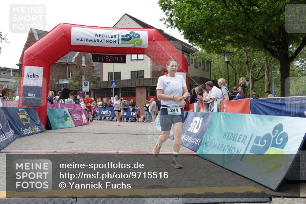 10.05.2026 - 8. Wedeler Halbmarathon Yannick Fuchs http://msf.ph/oto/9715516 10.05.2026 11:32:45 Ziel 244, 654, 656, 943, 2016, 2127 meine-sportfotos.de