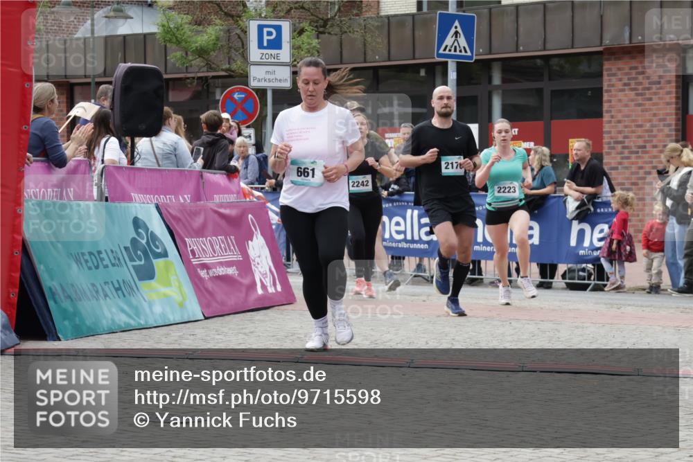 10.05.2026 - 8. Wedeler Halbmarathon Yannick Fuchs http://msf.ph/oto/9715598 10.05.2026 11:32:52 Ziel 654, 656, 661, 943, 2016, 2168, 2176, 2223, 2242 meine-sportfotos.de