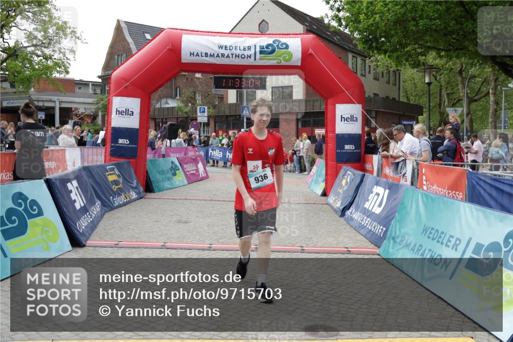 10.05.2026 - 8. Wedeler Halbmarathon Yannick Fuchs http://msf.ph/oto/9715703 10.05.2026 11:33:02 Ziel 936 meine-sportfotos.de