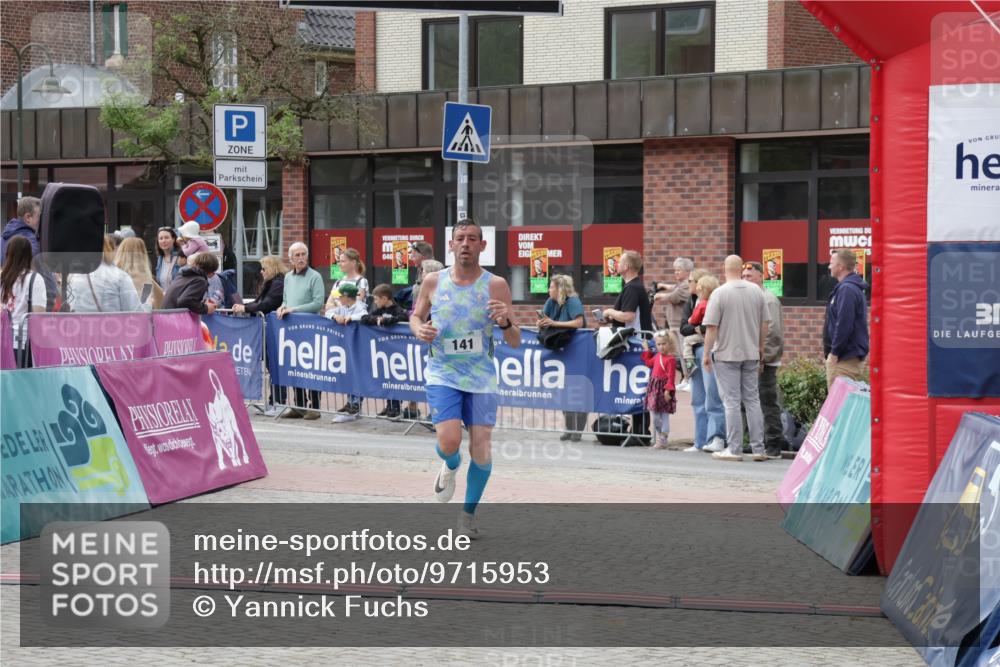 10.05.2026 - 8. Wedeler Halbmarathon Yannick Fuchs http://msf.ph/oto/9715953 10.05.2026 11:33:43 Ziel 141, 1055 meine-sportfotos.de