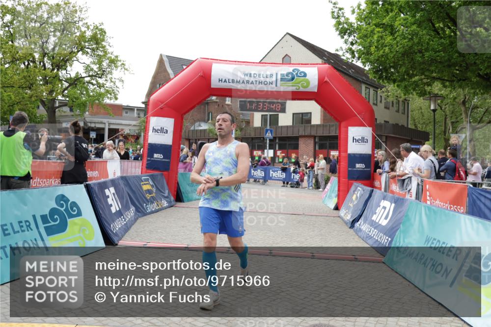 10.05.2026 - 8. Wedeler Halbmarathon Yannick Fuchs http://msf.ph/oto/9715966 10.05.2026 11:33:46 Ziel 141, 741 meine-sportfotos.de
