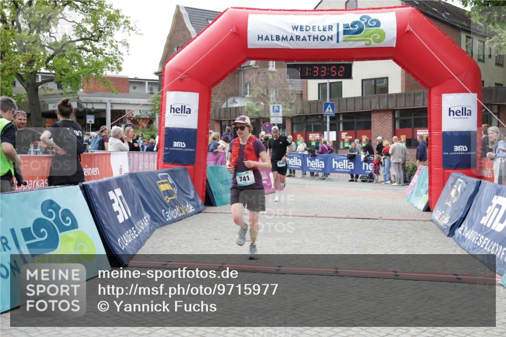 10.05.2026 - 8. Wedeler Halbmarathon Yannick Fuchs http://msf.ph/oto/9715977 10.05.2026 11:33:51 Ziel 741, 2099 meine-sportfotos.de