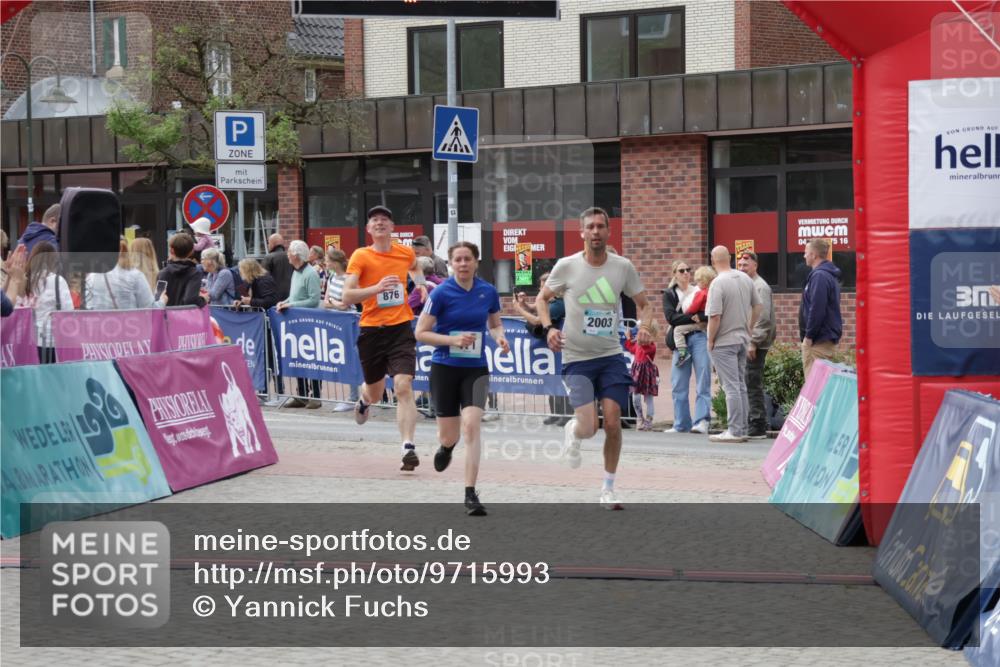 10.05.2026 - 8. Wedeler Halbmarathon Yannick Fuchs http://msf.ph/oto/9715993 10.05.2026 11:34:13 Ziel 471, 876, 2003 meine-sportfotos.de