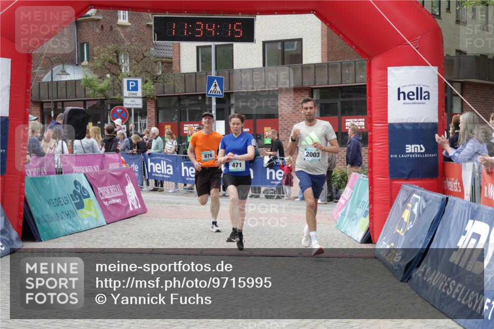 10.05.2026 - 8. Wedeler Halbmarathon Yannick Fuchs http://msf.ph/oto/9715995 10.05.2026 11:34:14 Ziel 471, 876, 913, 2003, 2029 meine-sportfotos.de