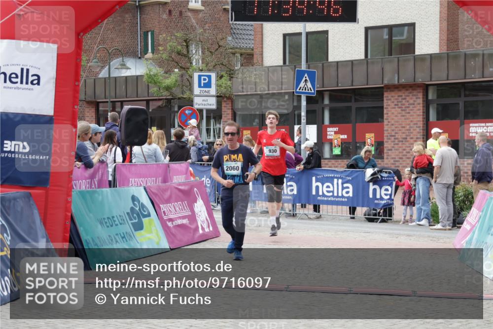 10.05.2026 - 8. Wedeler Halbmarathon Yannick Fuchs http://msf.ph/oto/9716097 10.05.2026 11:34:44 Ziel 930, 2060 meine-sportfotos.de