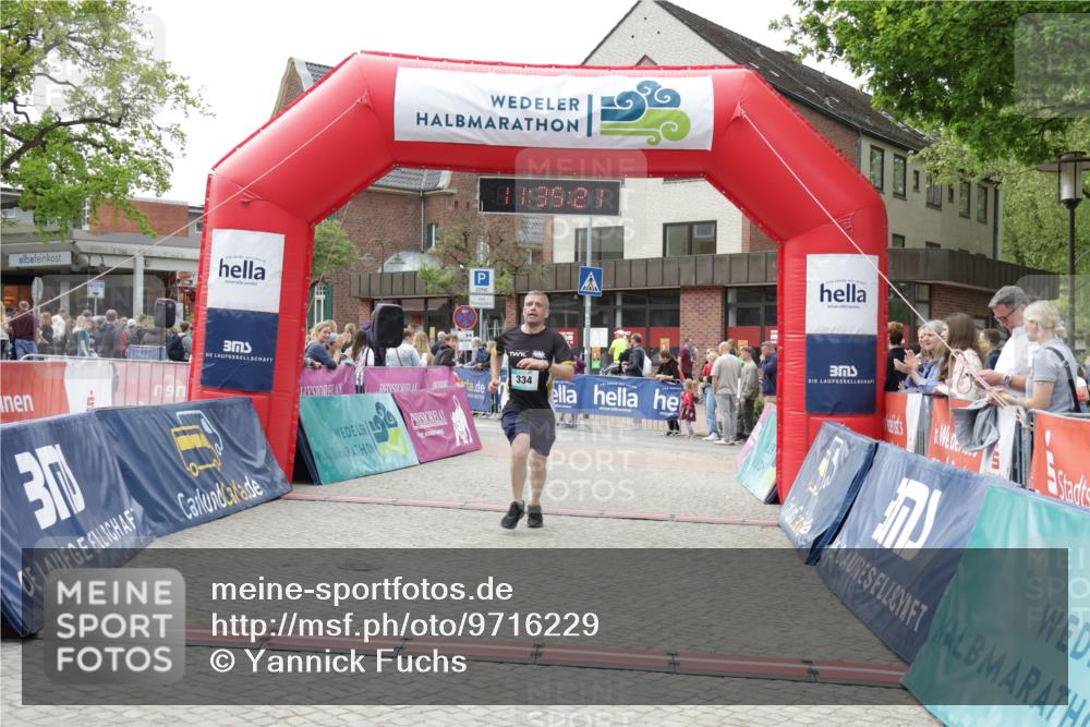 10.05.2026 - 8. Wedeler Halbmarathon Yannick Fuchs http://msf.ph/oto/9716229 10.05.2026 11:35:19 Ziel 44, 334 meine-sportfotos.de
