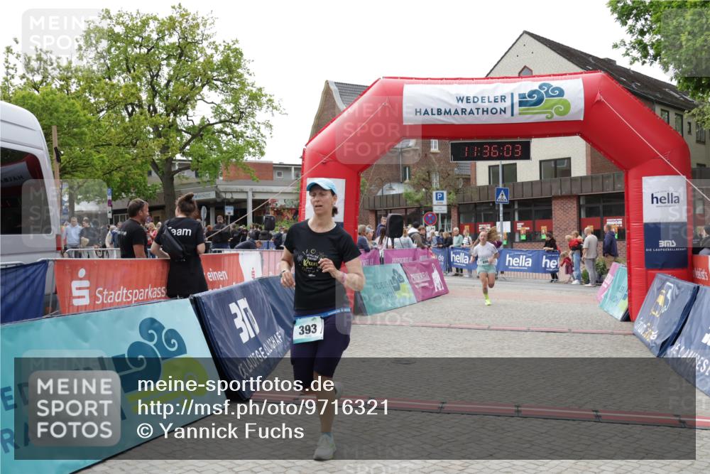 10.05.2026 - 8. Wedeler Halbmarathon Yannick Fuchs http://msf.ph/oto/9716321 10.05.2026 11:36:01 Ziel 393, 898 meine-sportfotos.de