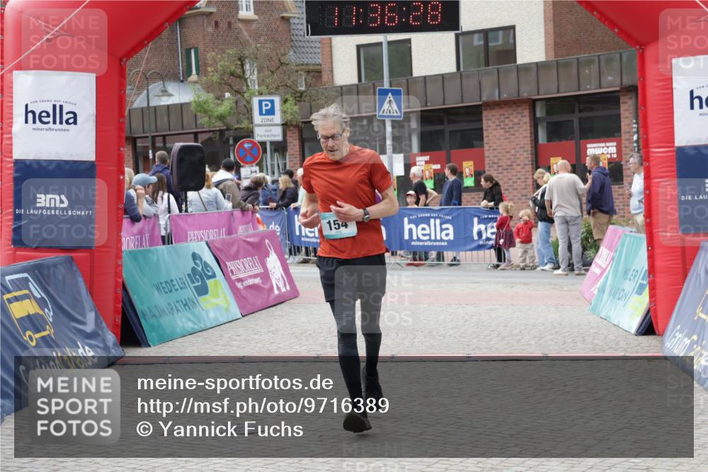 10.05.2026 - 8. Wedeler Halbmarathon Yannick Fuchs http://msf.ph/oto/9716389 10.05.2026 11:36:26 Ziel 154 meine-sportfotos.de