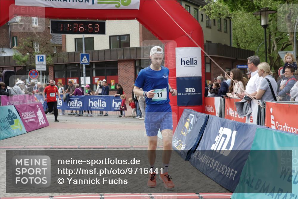 10.05.2026 - 8. Wedeler Halbmarathon Yannick Fuchs http://msf.ph/oto/9716441 10.05.2026 11:36:51 Ziel 11, 950 meine-sportfotos.de