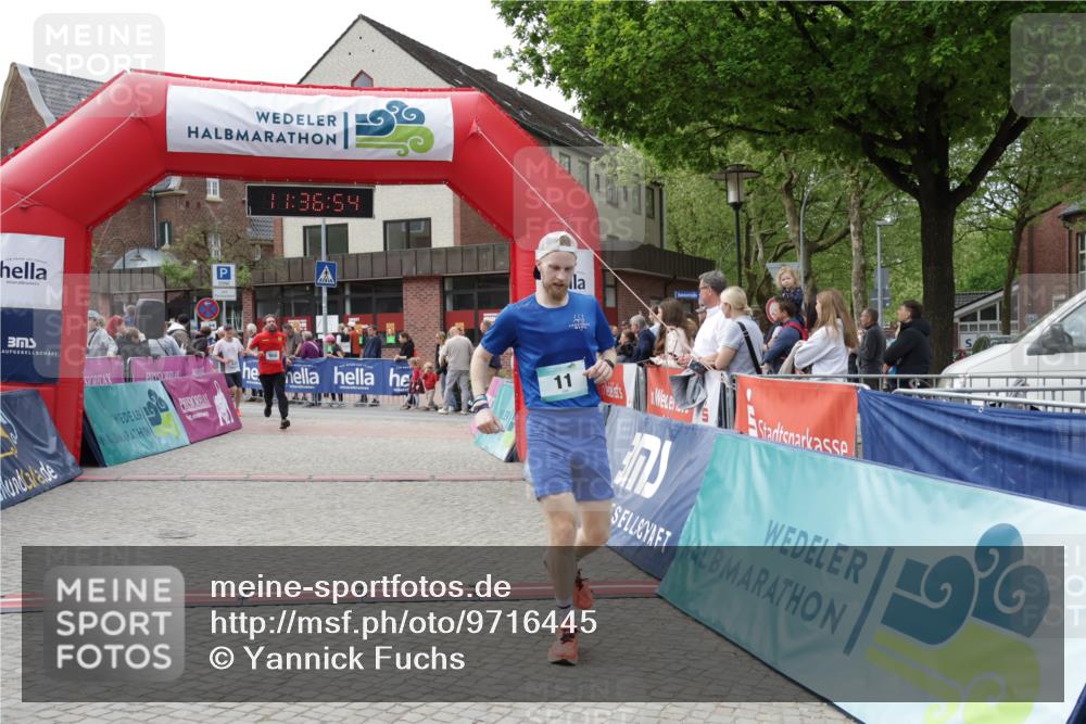 10.05.2026 - 8. Wedeler Halbmarathon Yannick Fuchs http://msf.ph/oto/9716445 10.05.2026 11:36:52 Ziel 11, 950 meine-sportfotos.de