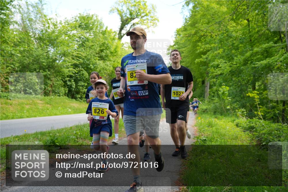 09.05.2026 - Störlauf LAZAROV Photography http://msf.ph/oto/9721016 09.05.2026 14:08:07 Laufen 826, 82, 1022 meine-sportfotos.de