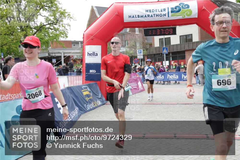 10.05.2026 - 8. Wedeler Halbmarathon Yannick Fuchs http://msf.ph/oto/9724329 10.05.2026 11:37:07 Ziel 31, 61, 333, 696, 2068 meine-sportfotos.de