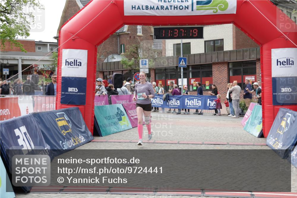 10.05.2026 - 8. Wedeler Halbmarathon Yannick Fuchs http://msf.ph/oto/9724441 10.05.2026 11:37:18 Ziel 278, 869, 2193 meine-sportfotos.de