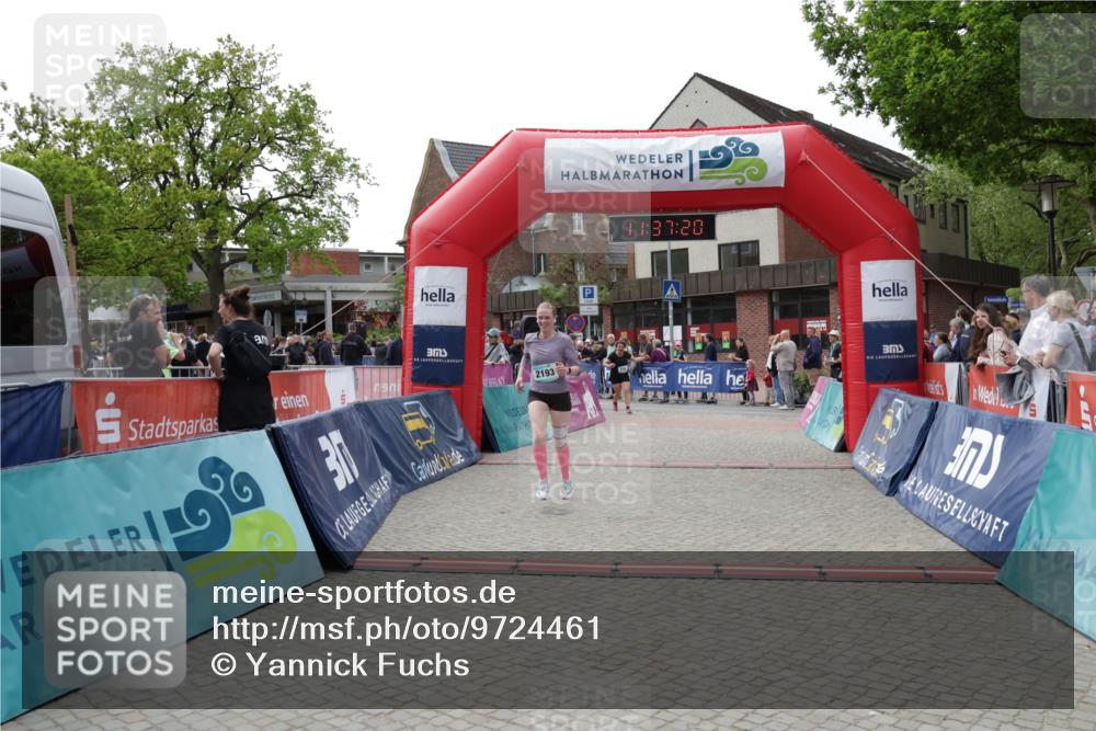 10.05.2026 - 8. Wedeler Halbmarathon Yannick Fuchs http://msf.ph/oto/9724461 10.05.2026 11:37:18 Ziel 278, 869, 2193 meine-sportfotos.de