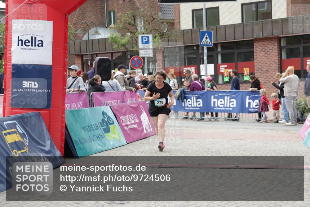 10.05.2026 - 8. Wedeler Halbmarathon Yannick Fuchs http://msf.ph/oto/9724506 10.05.2026 11:37:21 Ziel 278, 2193 meine-sportfotos.de