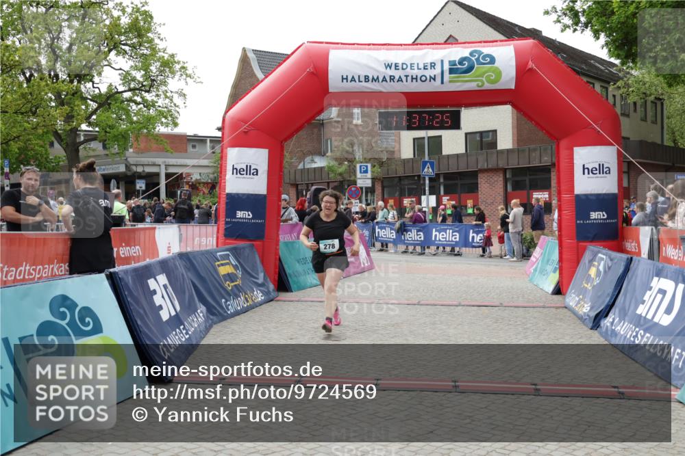 10.05.2026 - 8. Wedeler Halbmarathon Yannick Fuchs http://msf.ph/oto/9724569 10.05.2026 11:37:23 Ziel 278, 2193 meine-sportfotos.de