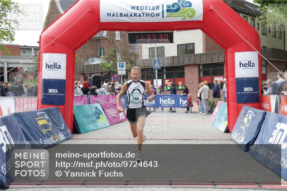 10.05.2026 - 8. Wedeler Halbmarathon Yannick Fuchs http://msf.ph/oto/9724643 10.05.2026 11:37:28 Ziel 180, 278 meine-sportfotos.de