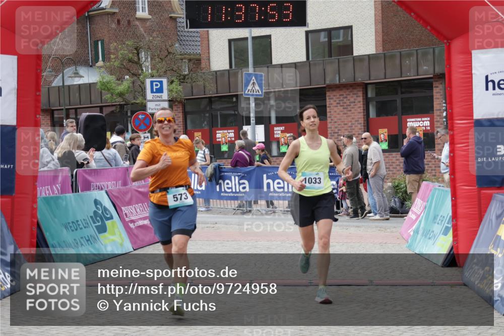 10.05.2026 - 8. Wedeler Halbmarathon Yannick Fuchs http://msf.ph/oto/9724958 10.05.2026 11:37:51 Ziel 573, 1033 meine-sportfotos.de