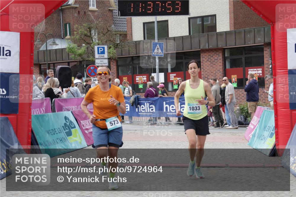 10.05.2026 - 8. Wedeler Halbmarathon Yannick Fuchs http://msf.ph/oto/9724964 10.05.2026 11:37:52 Ziel 573, 1033 meine-sportfotos.de