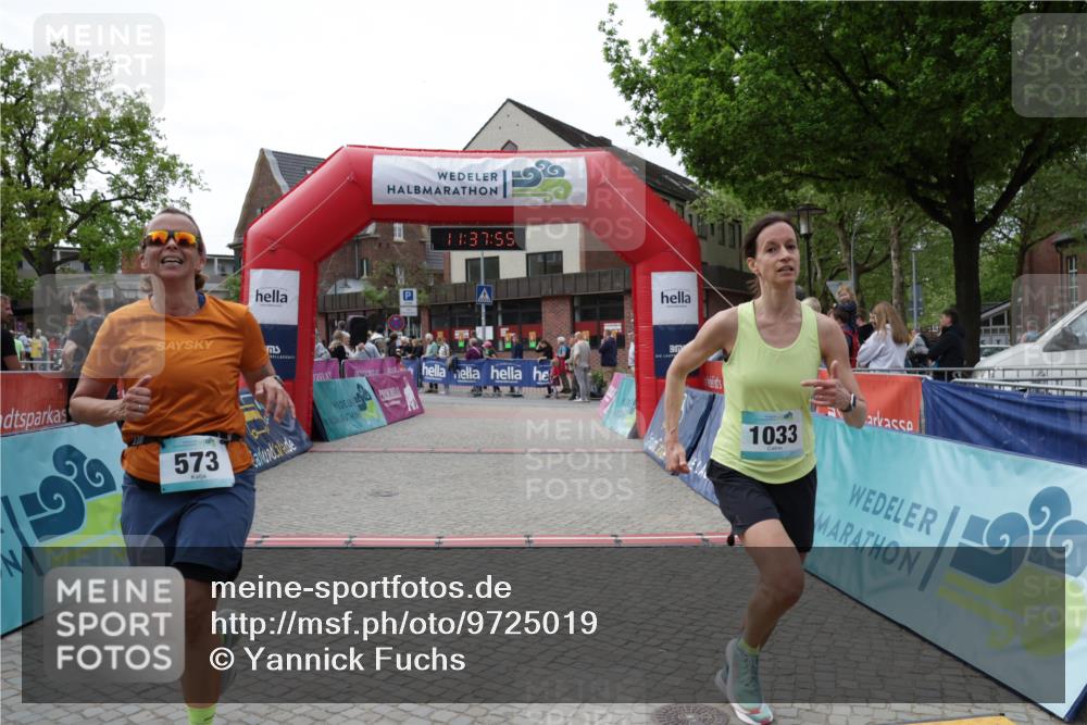 10.05.2026 - 8. Wedeler Halbmarathon Yannick Fuchs http://msf.ph/oto/9725019 10.05.2026 11:37:54 Ziel 573, 1033 meine-sportfotos.de