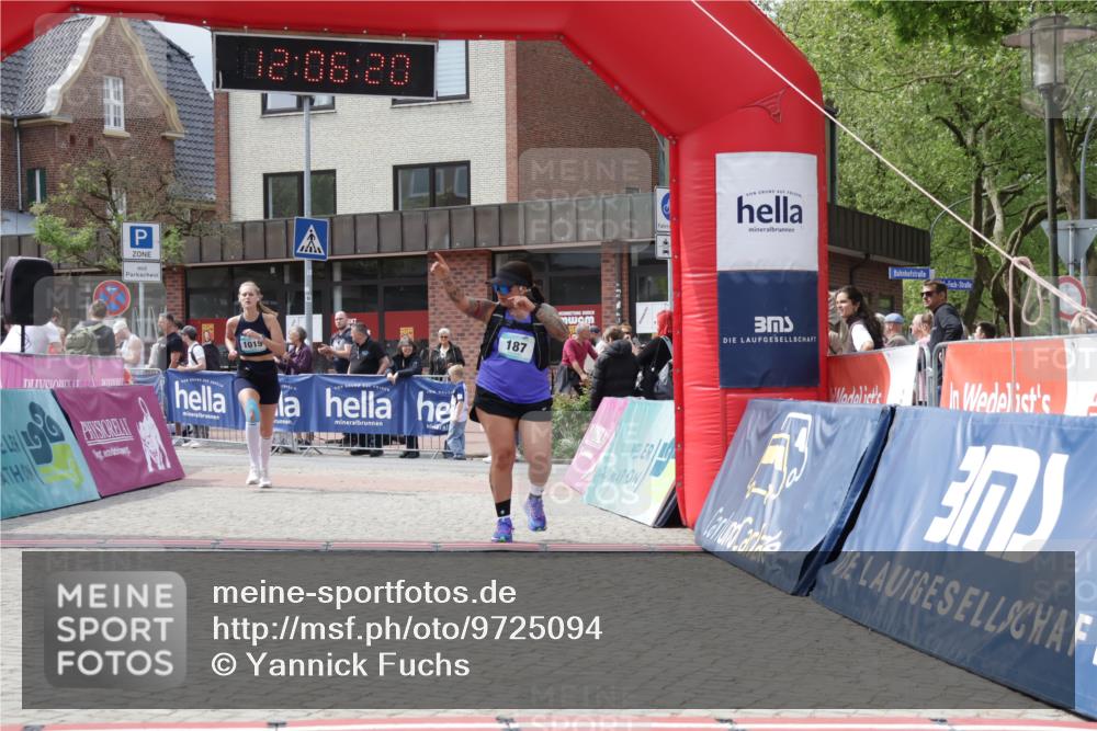 10.05.2026 - 8. Wedeler Halbmarathon Yannick Fuchs http://msf.ph/oto/9725094 10.05.2026 12:06:19 Ziel 90, 187, 1015 meine-sportfotos.de