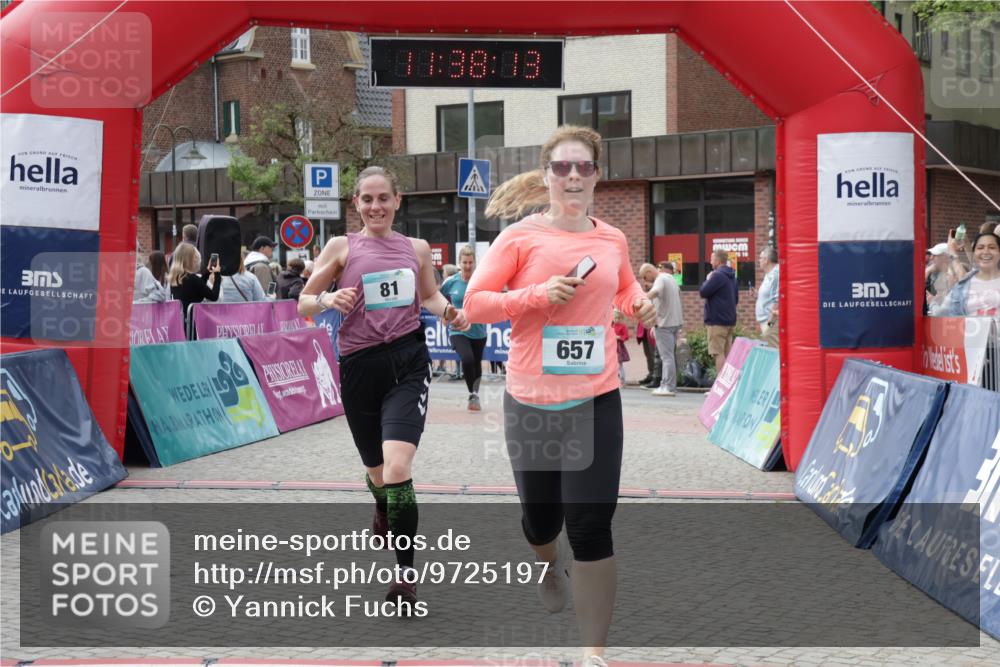 10.05.2026 - 8. Wedeler Halbmarathon Yannick Fuchs http://msf.ph/oto/9725197 10.05.2026 11:38:12 Ziel 81, 582, 657, 789, 2017, 2141, 2145, 2208 meine-sportfotos.de