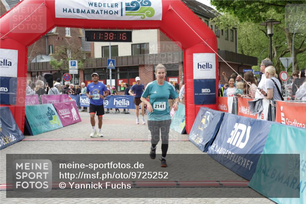 10.05.2026 - 8. Wedeler Halbmarathon Yannick Fuchs http://msf.ph/oto/9725252 10.05.2026 11:38:15 Ziel 81, 582, 657, 922, 1045, 2141, 2145 meine-sportfotos.de