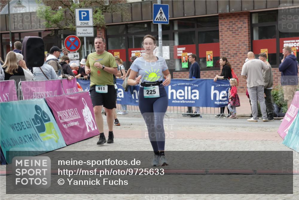 10.05.2026 - 8. Wedeler Halbmarathon Yannick Fuchs http://msf.ph/oto/9725633 10.05.2026 11:38:36 Ziel 29, 225, 425, 911 meine-sportfotos.de