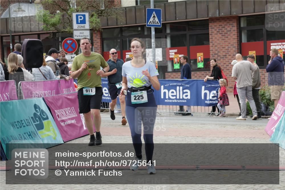 10.05.2026 - 8. Wedeler Halbmarathon Yannick Fuchs http://msf.ph/oto/9725641 10.05.2026 11:38:36 Ziel 29, 225, 425, 911 meine-sportfotos.de