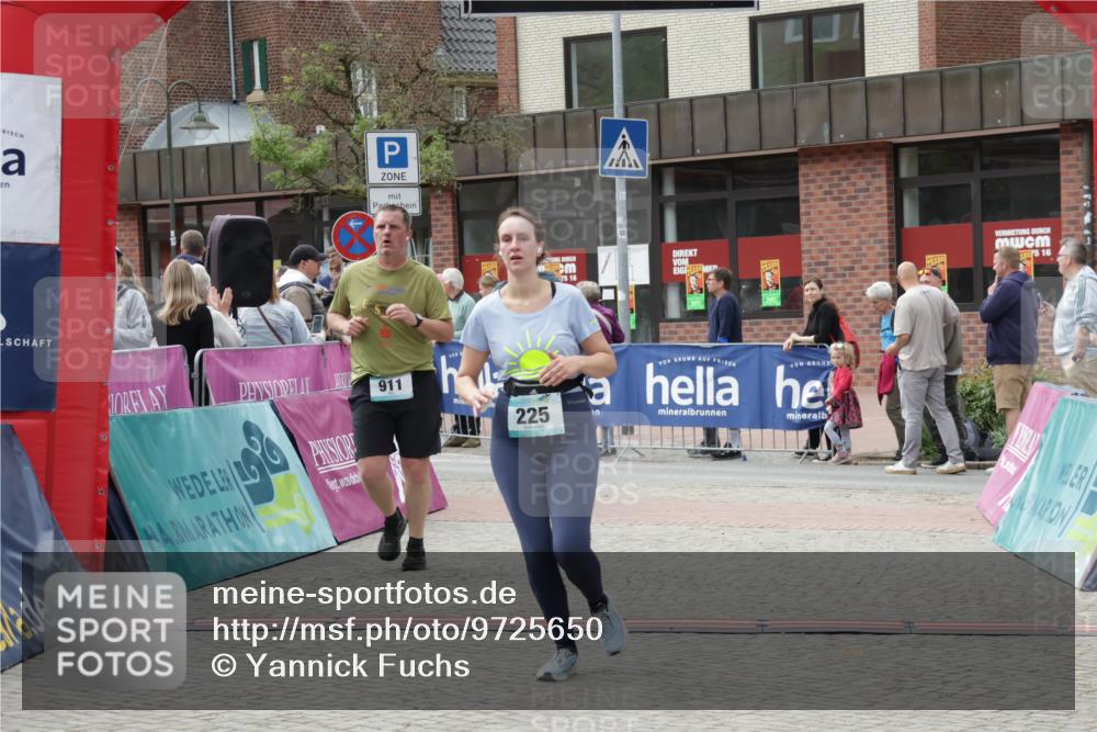 10.05.2026 - 8. Wedeler Halbmarathon Yannick Fuchs http://msf.ph/oto/9725650 10.05.2026 11:38:37 Ziel 29, 225, 425, 911 meine-sportfotos.de