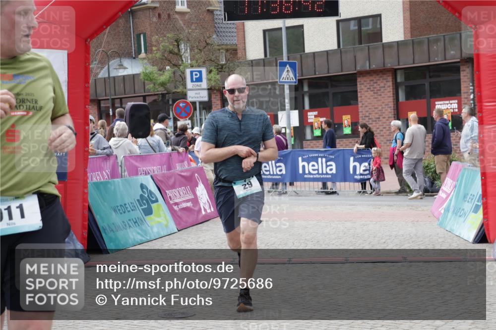 10.05.2026 - 8. Wedeler Halbmarathon Yannick Fuchs http://msf.ph/oto/9725686 10.05.2026 11:38:40 Ziel 29, 225, 911 meine-sportfotos.de