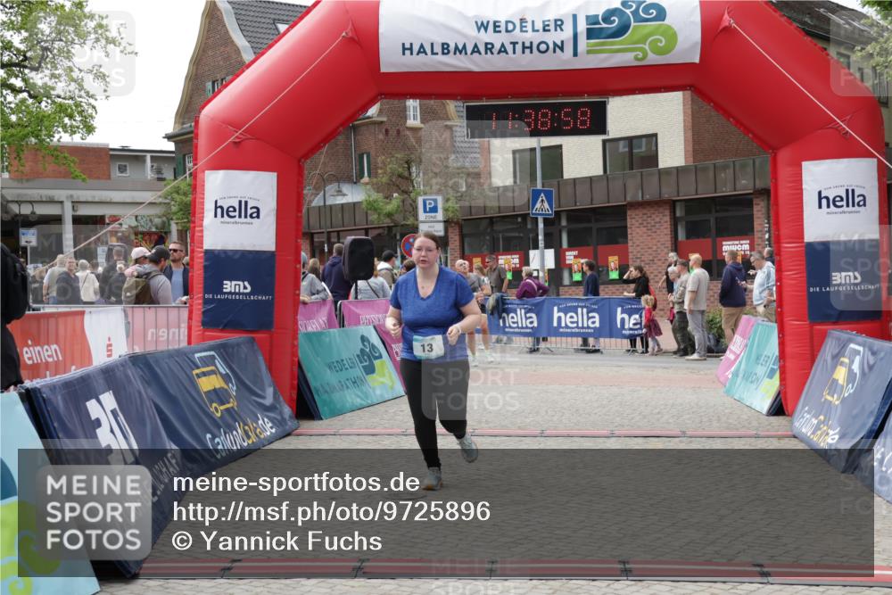 10.05.2026 - 8. Wedeler Halbmarathon Yannick Fuchs http://msf.ph/oto/9725896 10.05.2026 11:38:57 Ziel 13, 1051 meine-sportfotos.de
