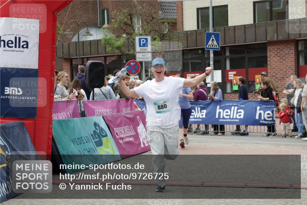 10.05.2026 - 8. Wedeler Halbmarathon Yannick Fuchs http://msf.ph/oto/9726725 10.05.2026 11:40:08 Ziel 628, 817 meine-sportfotos.de
