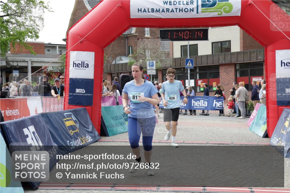 10.05.2026 - 8. Wedeler Halbmarathon Yannick Fuchs http://msf.ph/oto/9726832 10.05.2026 11:40:12 Ziel 275, 628, 817, 1029 meine-sportfotos.de