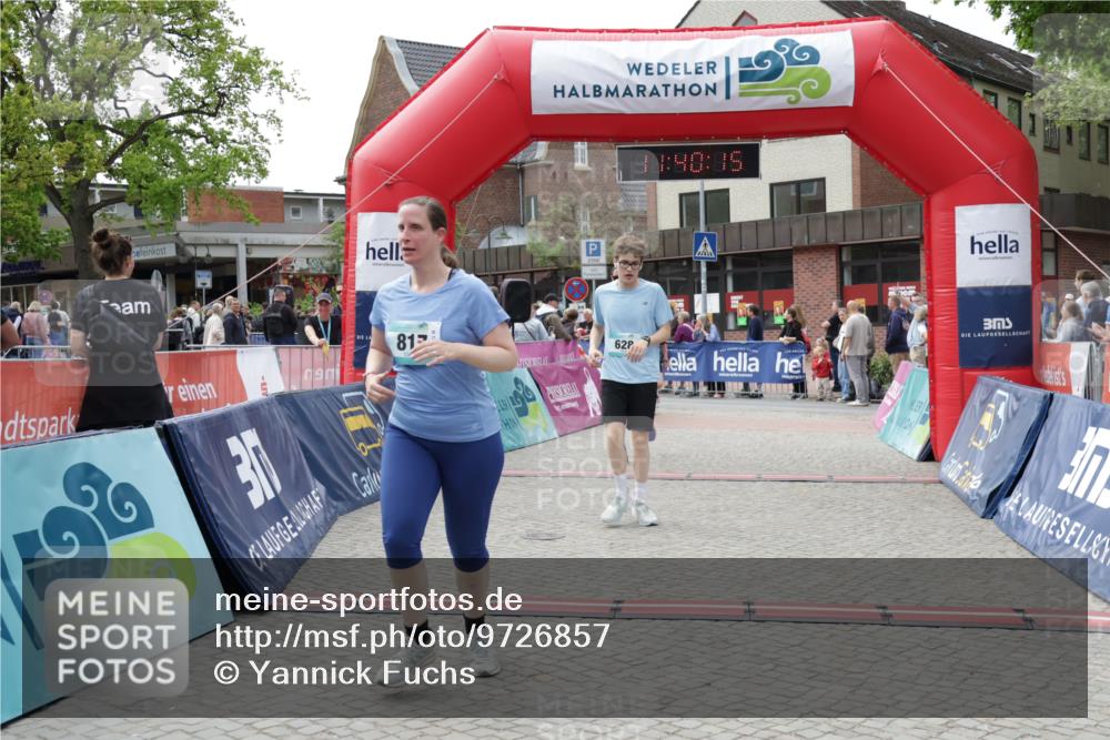 10.05.2026 - 8. Wedeler Halbmarathon Yannick Fuchs http://msf.ph/oto/9726857 10.05.2026 11:40:13 Ziel 275, 628, 817, 1029 meine-sportfotos.de
